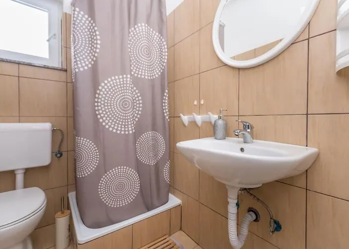 Villa Kuca Za Odmor Sa Grijanim Bazenom Ivancica Sukošan
