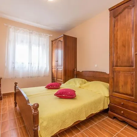 Villa Kuca Za Odmor Sa Grijanim Bazenom Ivancica Sukosan